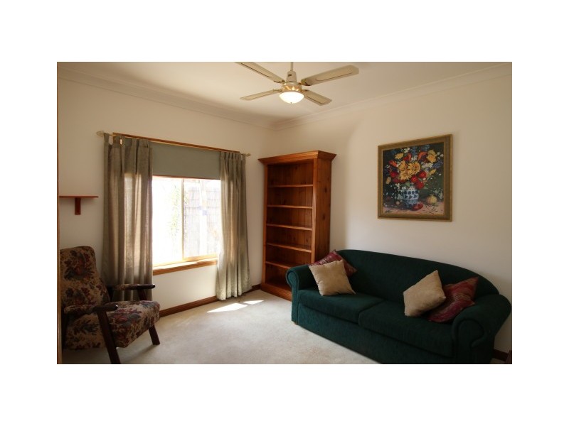 23 Nalara Avenue, Loxton SA 5333
