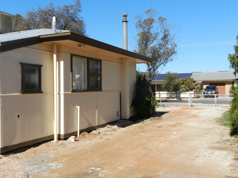 5 Collins Street, Barmera SA 5345