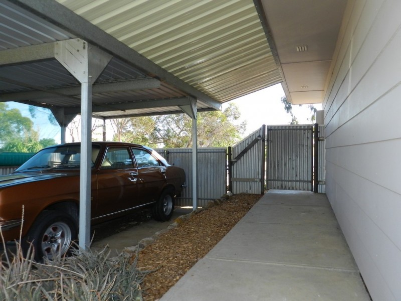 14 Sandercock Street, Berri SA 5343