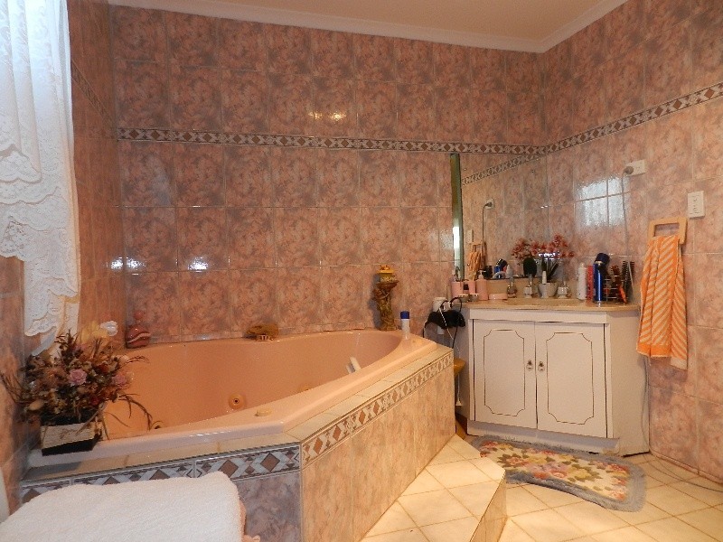 284 and 284A Gordon Road, Loveday SA 5345