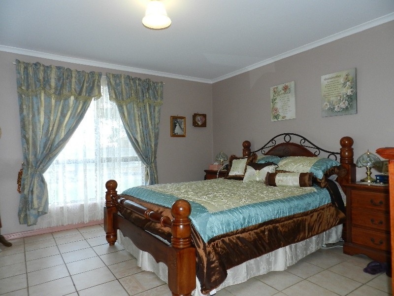 284 and 284A Gordon Road, Loveday SA 5345