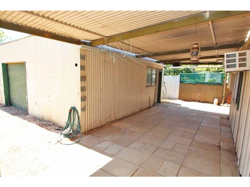 2 Murray Street, Paringa SA 5340
