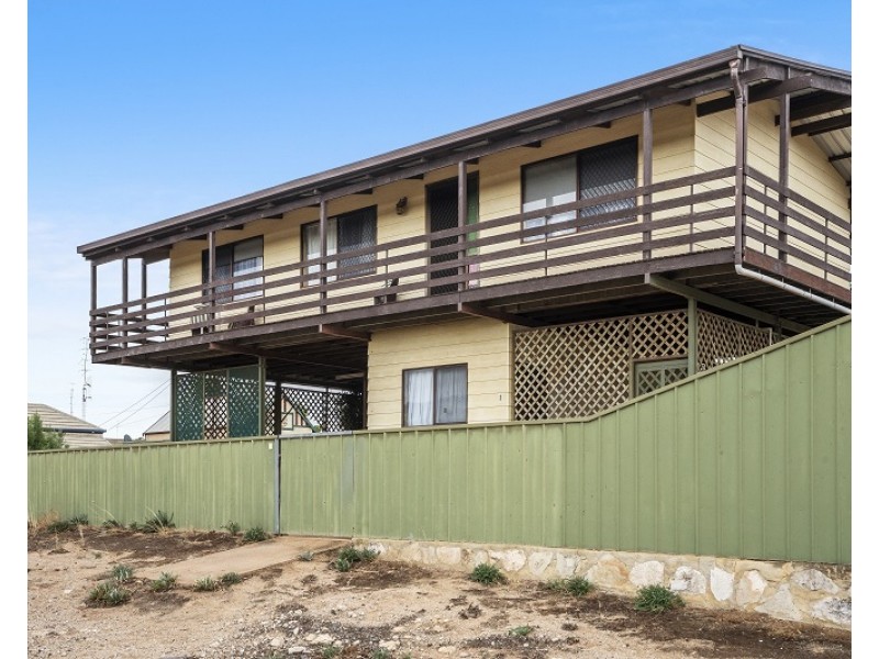 3 South West Terrace, Morgan SA 5320