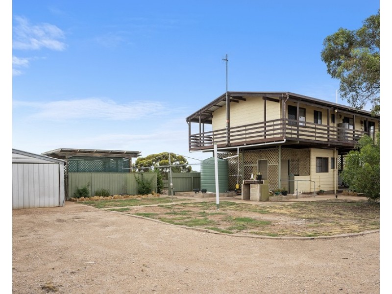 3 South West Terrace, Morgan SA 5320