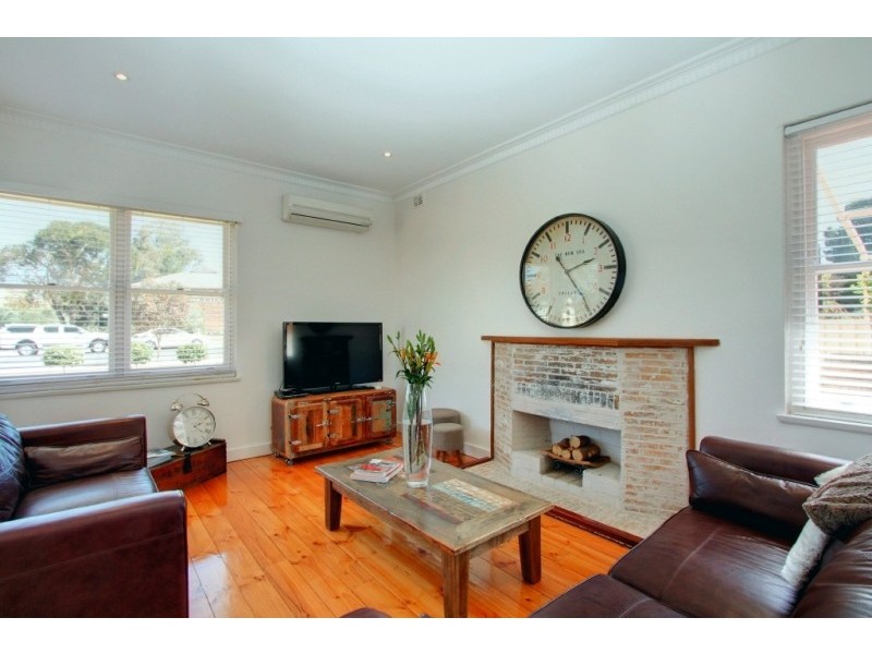 16 Rudolph Street, Loxton SA 5333