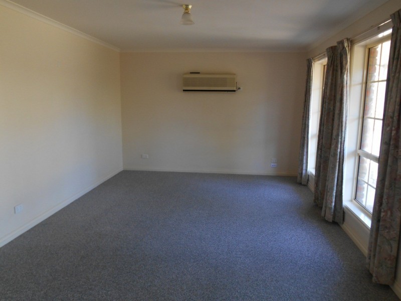 11A McLean Street, Berri SA 5343