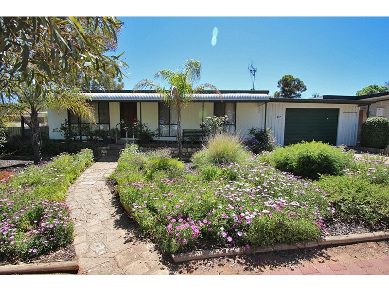 27 Railway Terrace, Paringa SA 5340