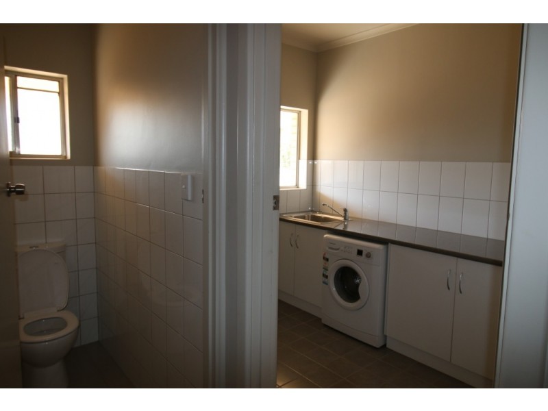 8 Wodonga Ave, Loxton SA 5333