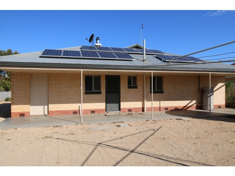 8 Wodonga Ave, Loxton SA 5333