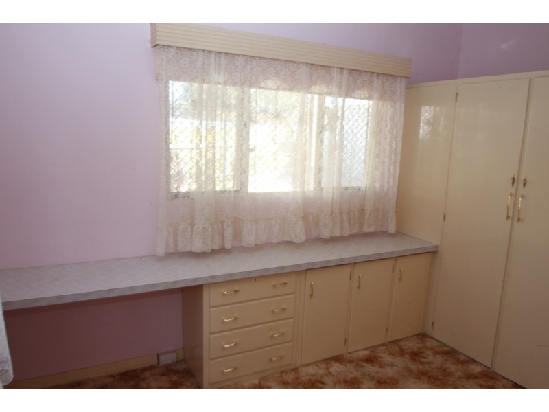 8 Cornwall Street, Berri SA 5343