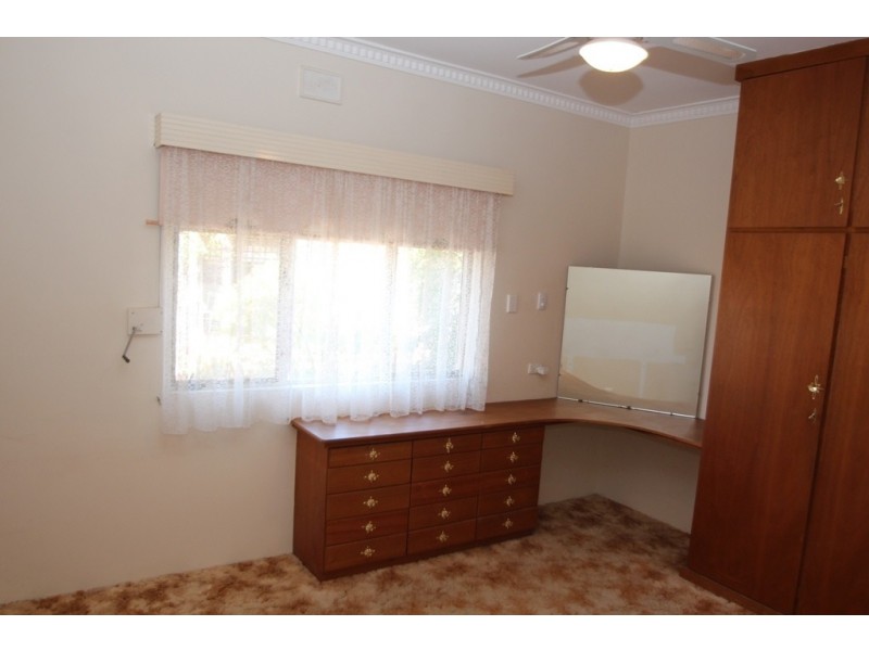 8 Cornwall Street, Berri SA 5343