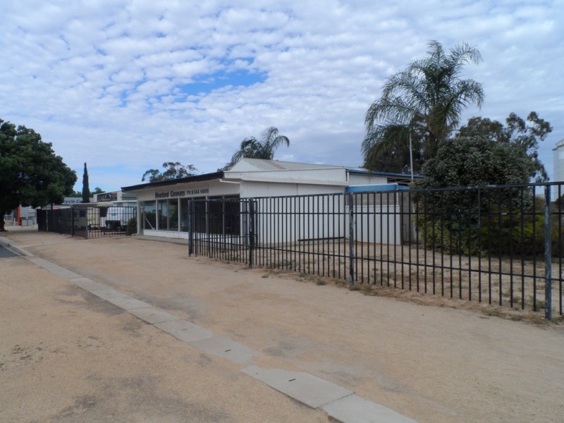 6 Bookpurnong Terrace, Loxton SA 5333