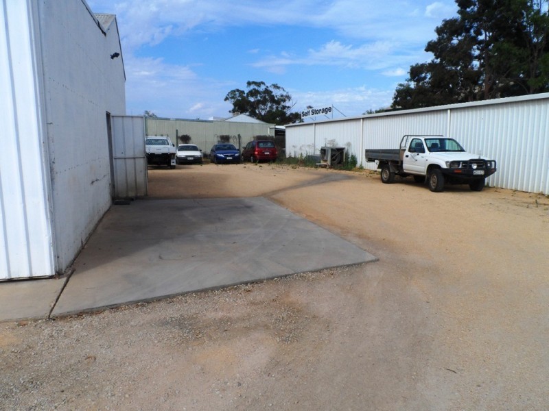 6 Bookpurnong Terrace, Loxton SA 5333