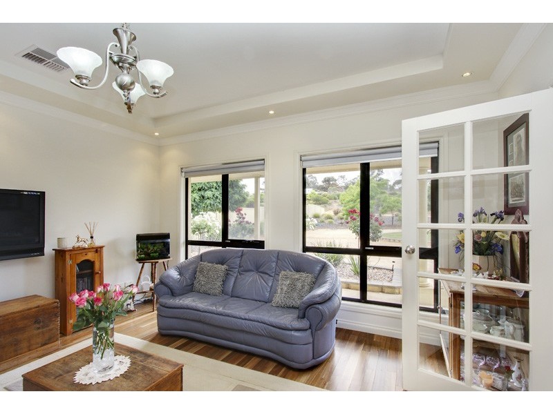 64 Wheatley Road, Loxton SA 5333