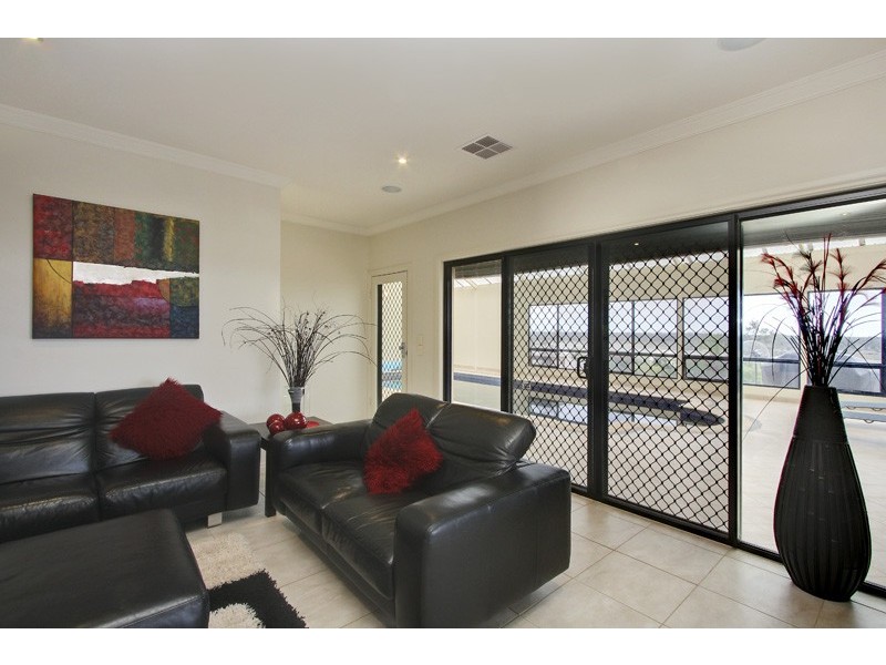 64 Wheatley Road, Loxton SA 5333