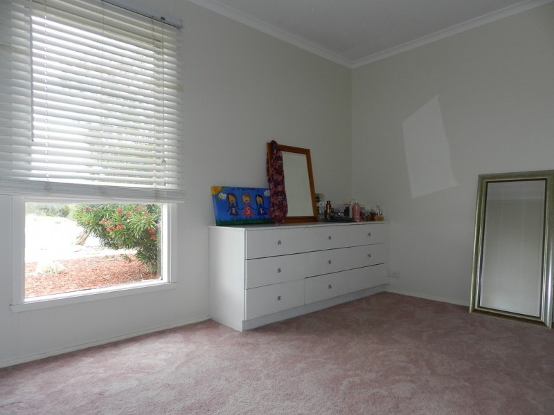 2 Giles Street, Glossop SA 5344