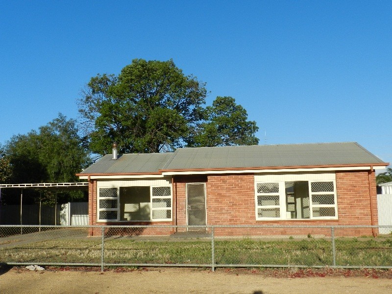 8 Gillespie Street, Berri SA 5343