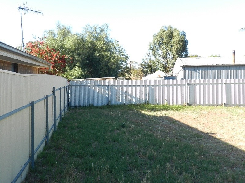 8 Gillespie Street, Berri SA 5343