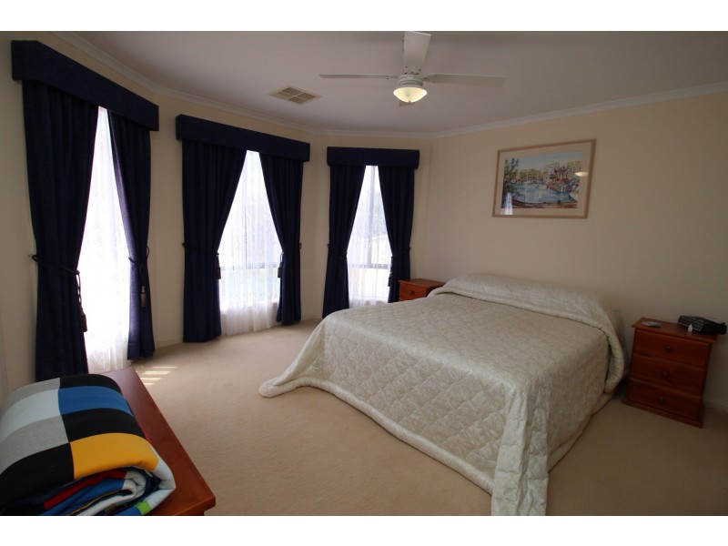 5 Schick Street, Loxton SA 5333