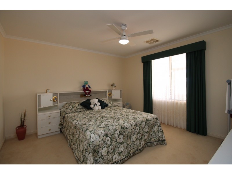 5 Schick Street, Loxton SA 5333