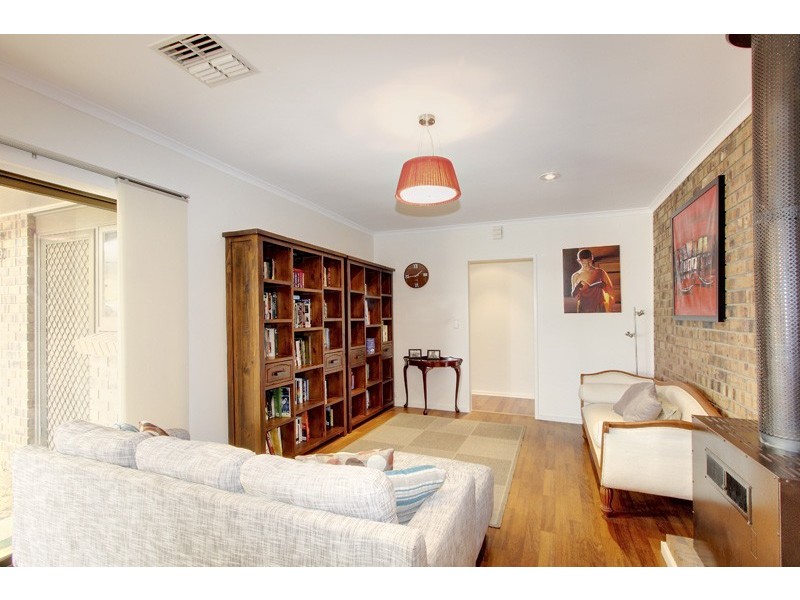 24 Thiele Avenue, Loxton SA 5333