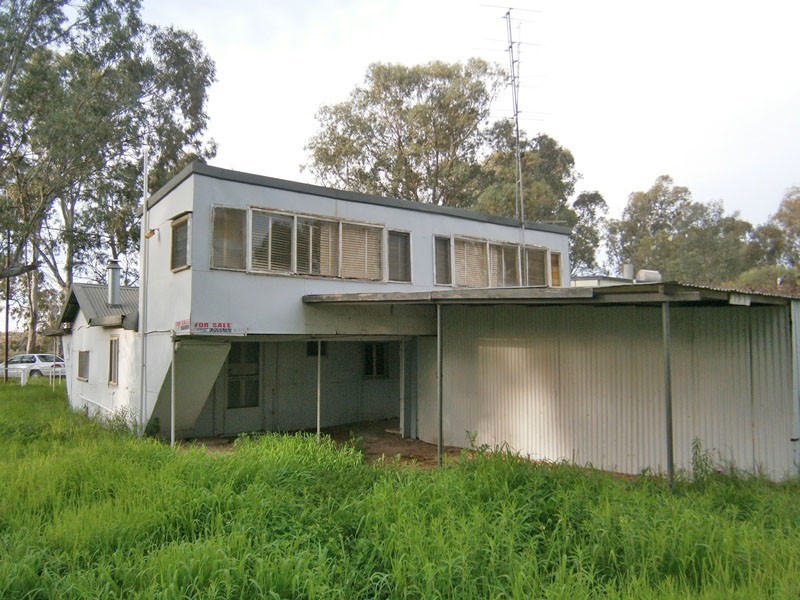 133 McPhee Avenue, Blanchetown SA 5357