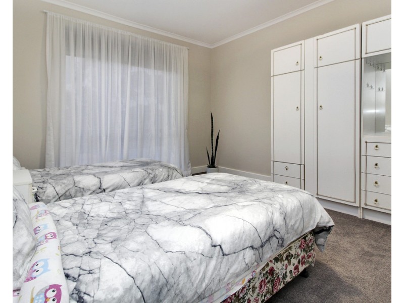 5 Glatz Crescent, Loxton SA 5333