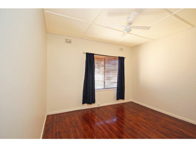 15 Dickerson Street, Barmera SA 5345