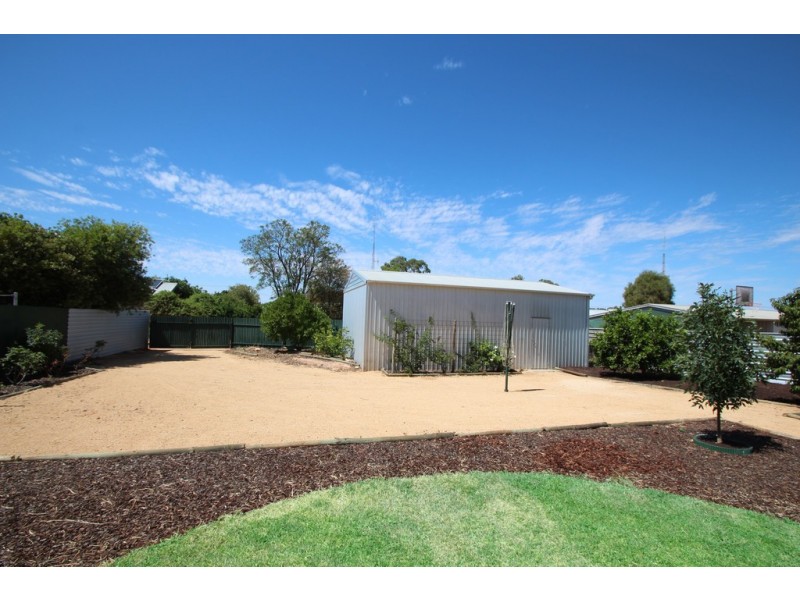 15 Dickerson Street, Barmera SA 5345