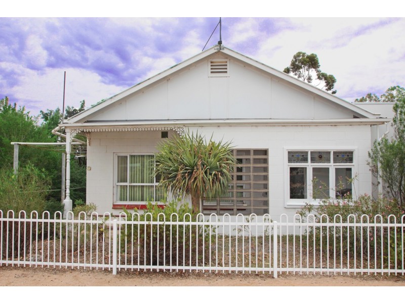 16 Nineteenth Street, Renmark SA 5341