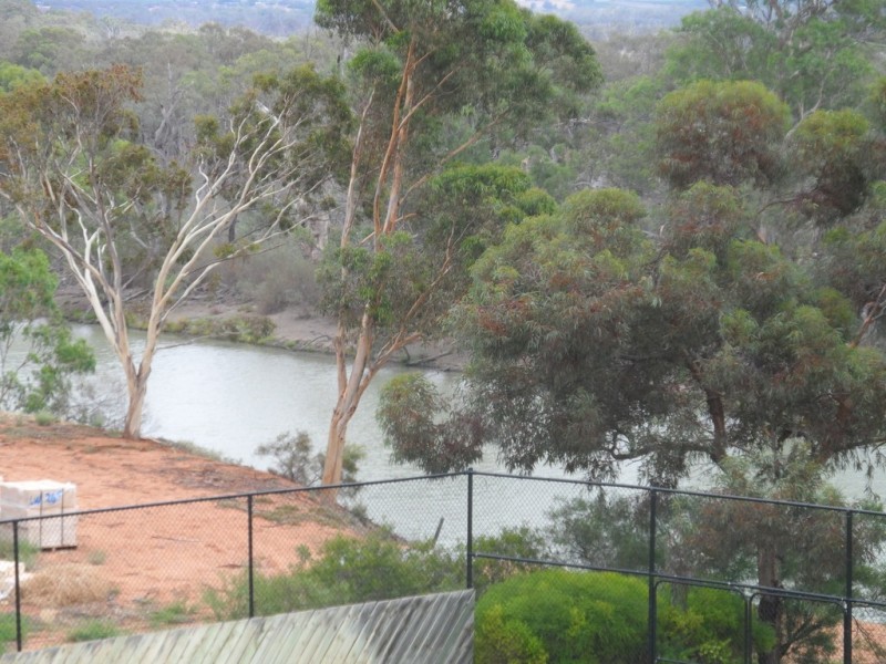 1 Crocker Crescent, Loxton SA 5333