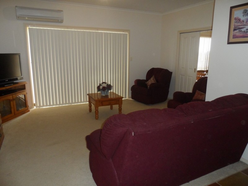 1 Crocker Crescent, Loxton SA 5333