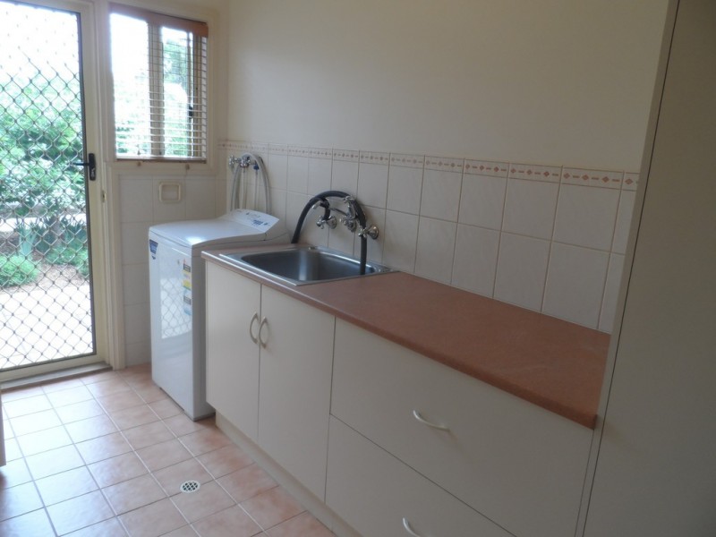 1 Crocker Crescent, Loxton SA 5333