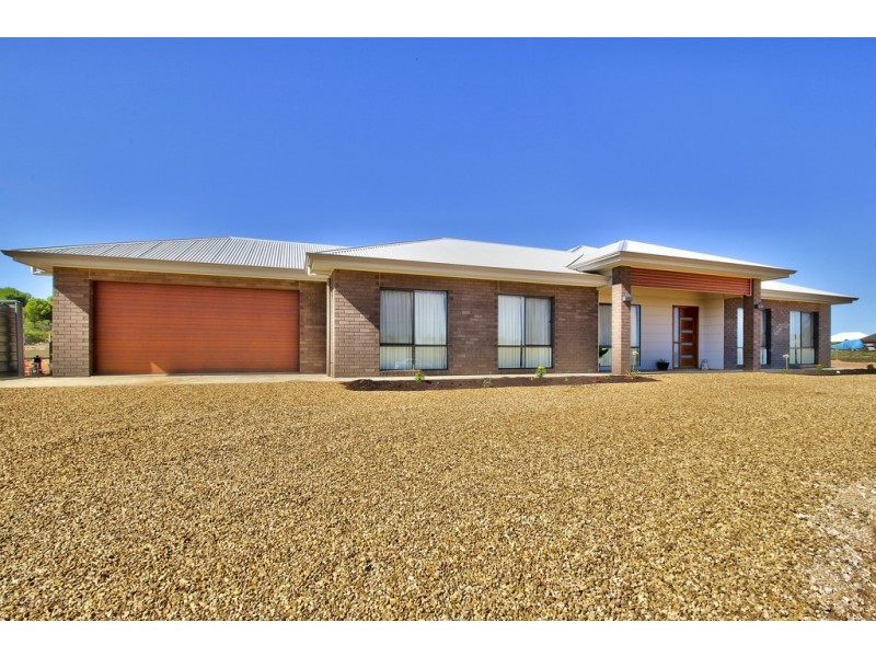 90 Gurney Road, Loxton SA 5333
