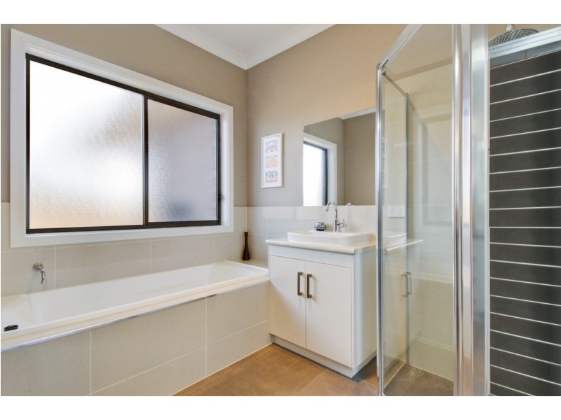 90 Gurney Road, Loxton SA 5333