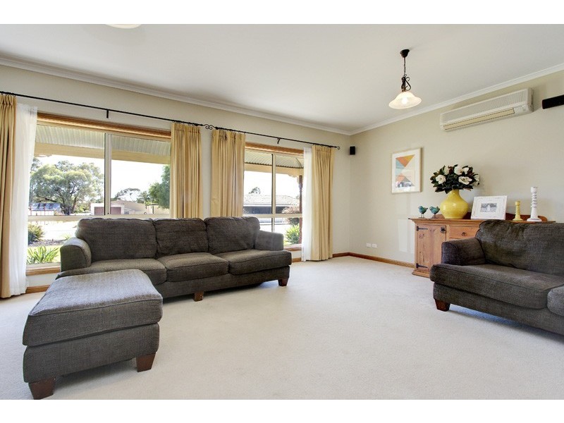 34 Fourth Street, Loxton SA 5333