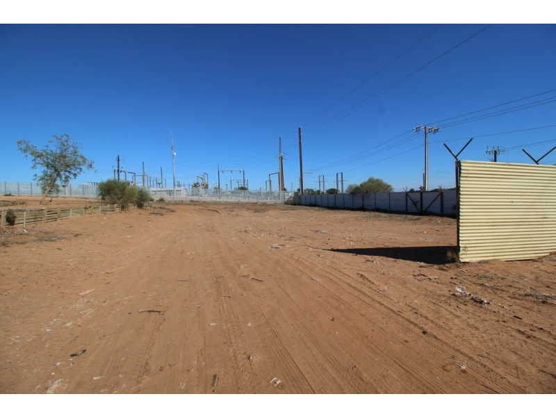 10-12 Verrall Crescent, Berri SA 5343