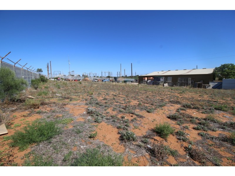 10-12 Verrall Crescent, Berri SA 5343