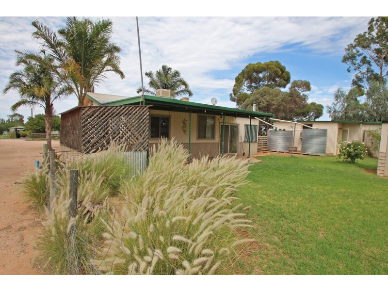 42 Etiwanda Street, Renmark SA 5341