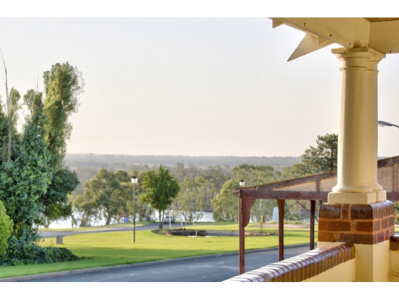 56 East Terrace, Loxton SA 5333
