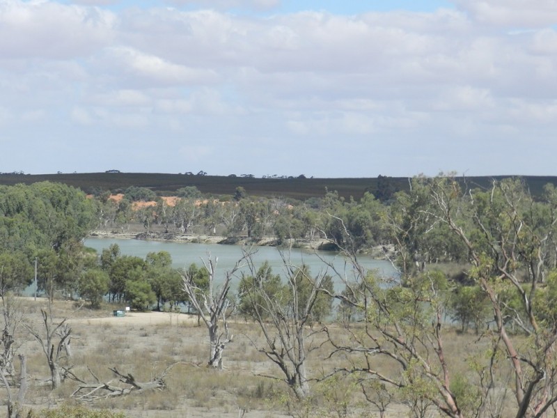 Section 27 Old Coach Road, Overland Corner SA 5330