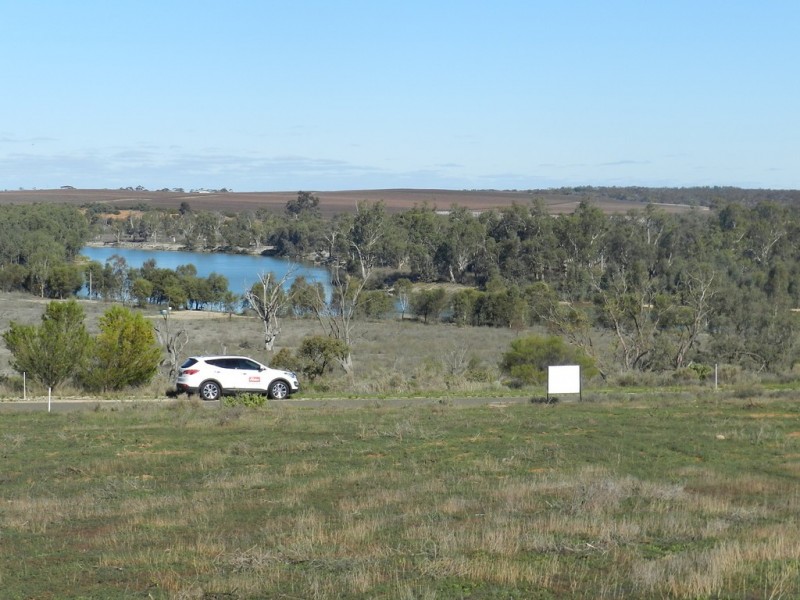 Section 27 Old Coach Road, Overland Corner SA 5330