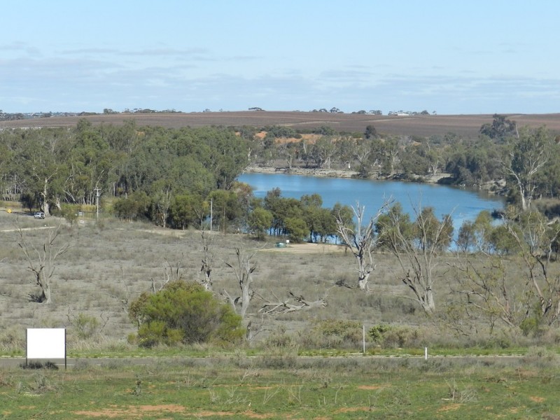 Section 27 Old Coach Road, Overland Corner SA 5330