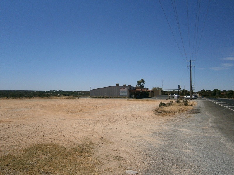 12923 Sturt Highway, Waikerie SA 5330