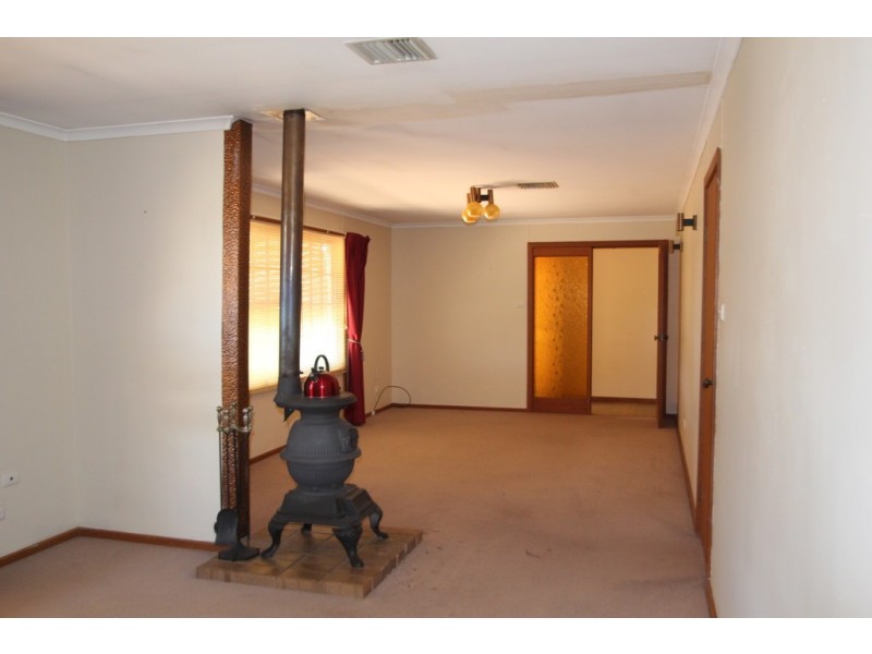 9 Kelly Ave, Barmera SA 5345