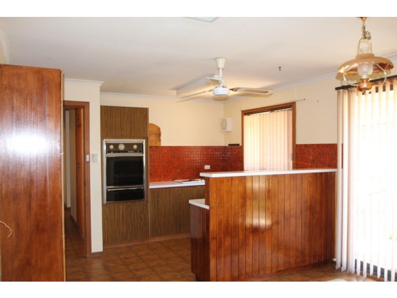 9 Kelly Ave, Barmera SA 5345