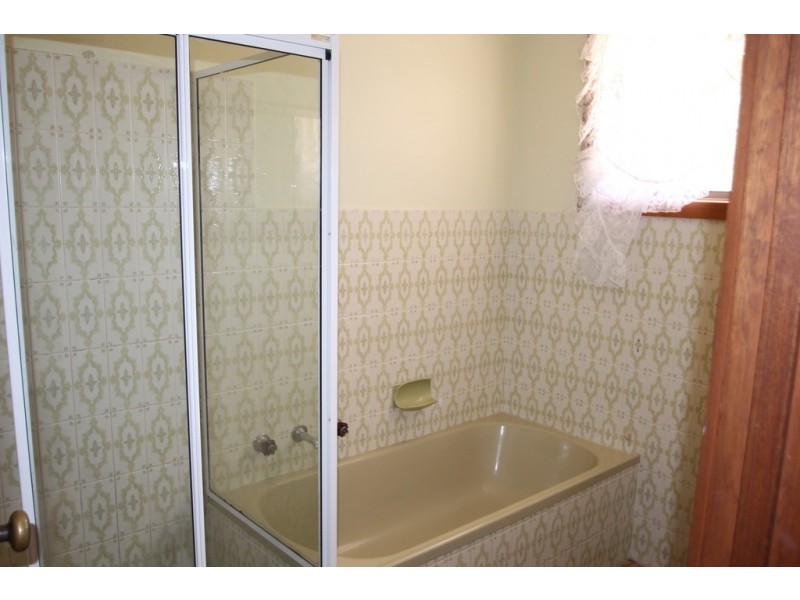 9 Kelly Ave, Barmera SA 5345