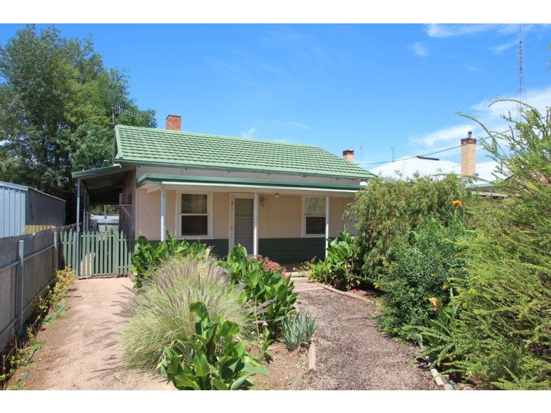 83 Cowra Street, Renmark SA 5341