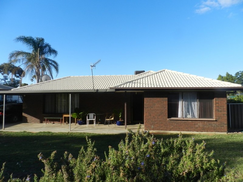 25 Streeter Avenue, Glossop SA 5344