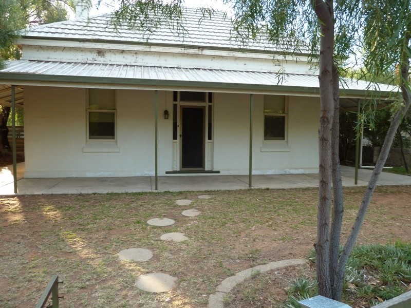 38 James Avenue, Renmark SA 5341